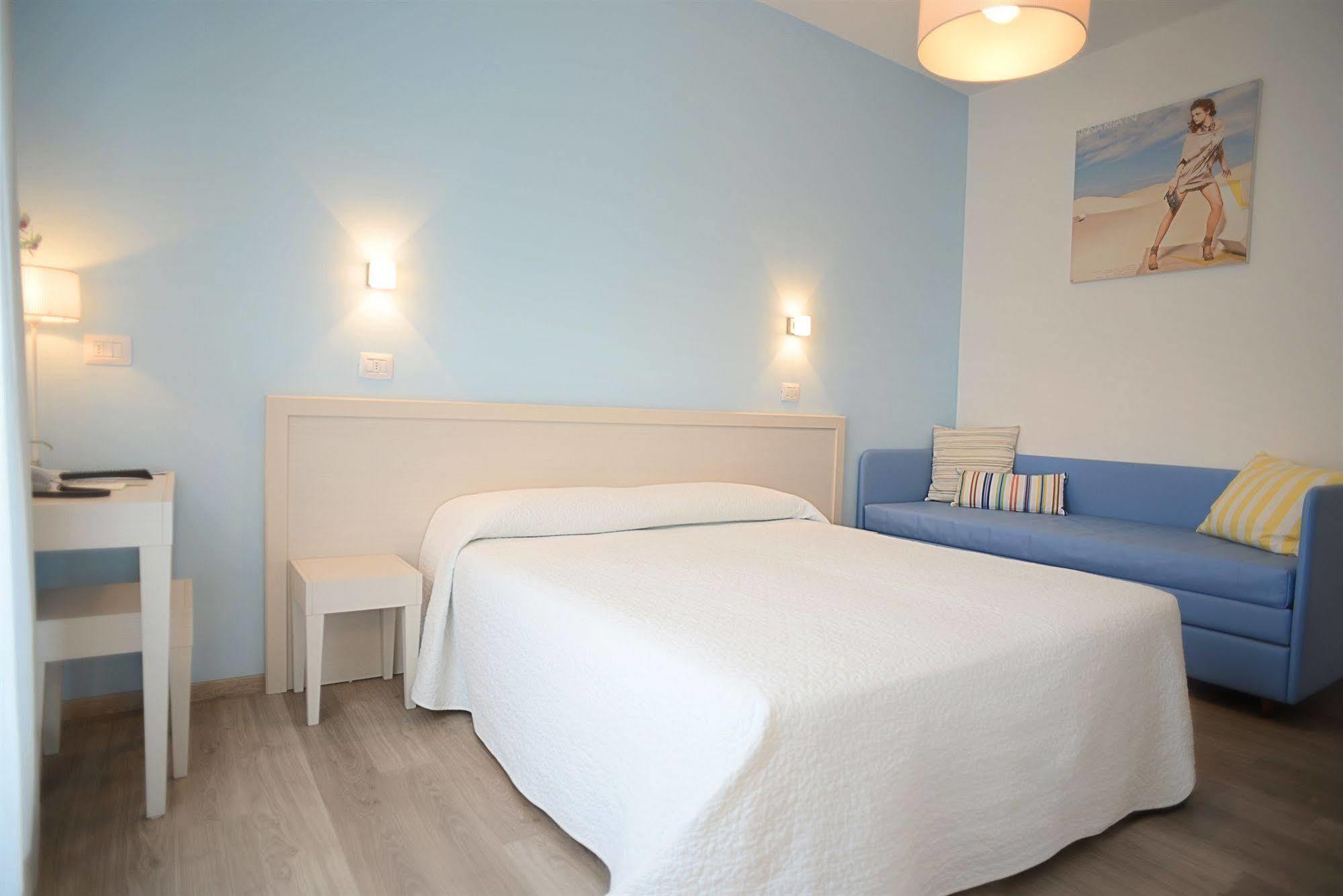 Maree Hotel Cesenatico Buitenkant foto